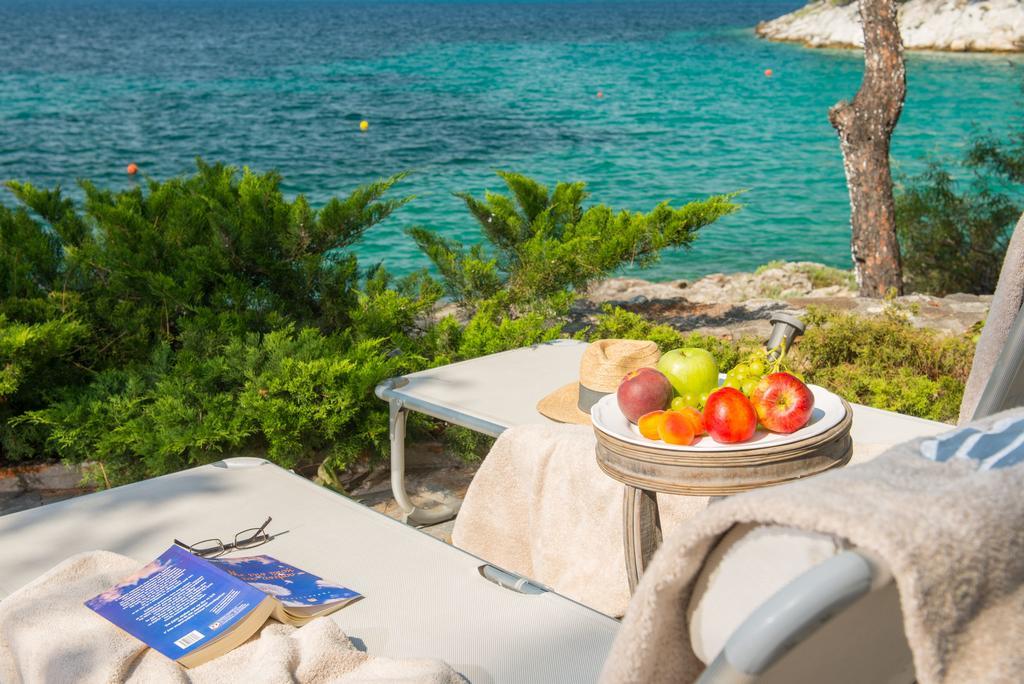Amicasa Private Seaside Suite Pachis  Exterior foto