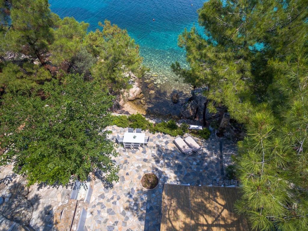 Amicasa Private Seaside Suite Pachis  Exterior foto